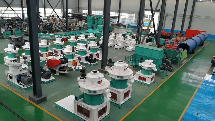 木屑顆粒機(jī)圖片 木屑顆粒機(jī)圖片