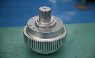 如何檢查鋸末顆粒機(jī)壓輥打滑不出料？